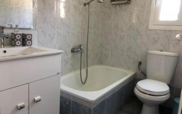 Holiday Home 2 Bedrooms 1 Bathroom - Afantou