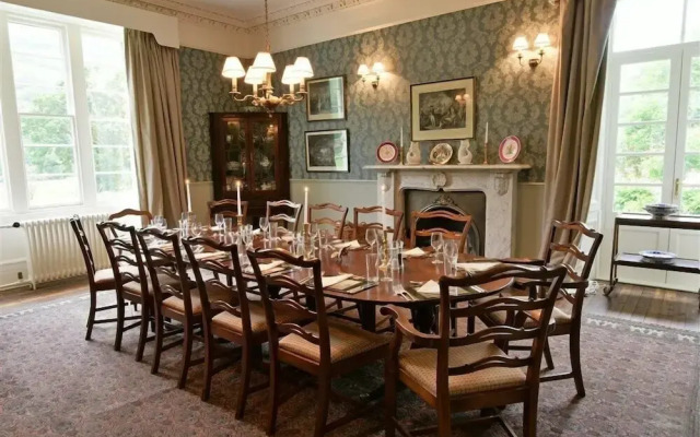 Chesthill House & Estate