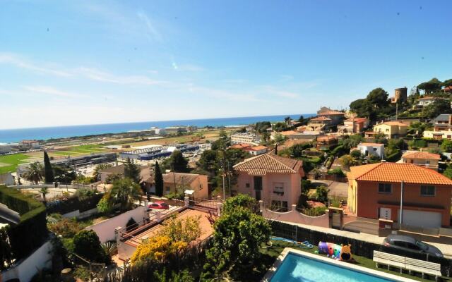 HomeHolidaysRentals Corinne