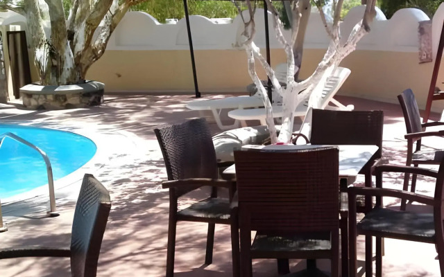 TheArtemis - Perissa Hotel