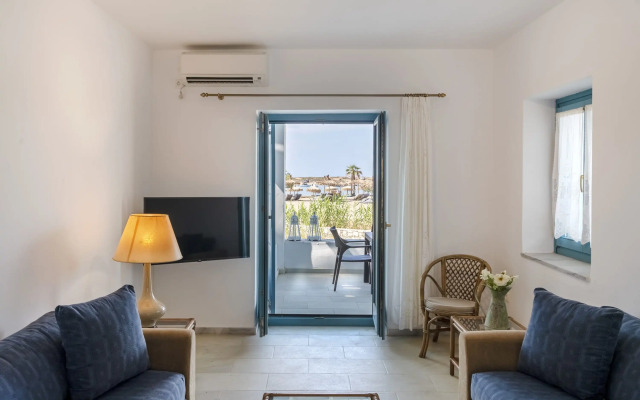 Beachside 2 bedroom Cottage