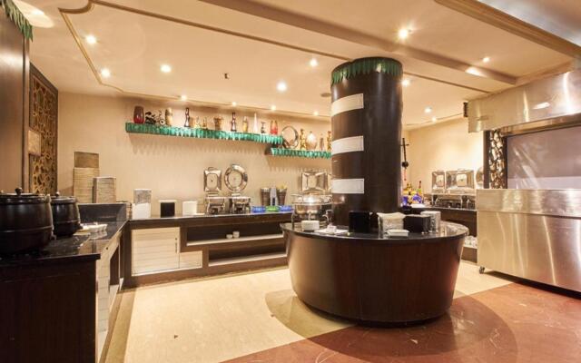 Royal Reve Hotel