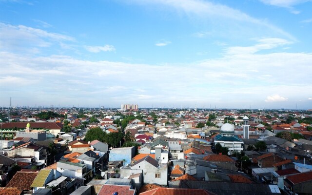 Spacious at Bassura City Apartment By Travelio