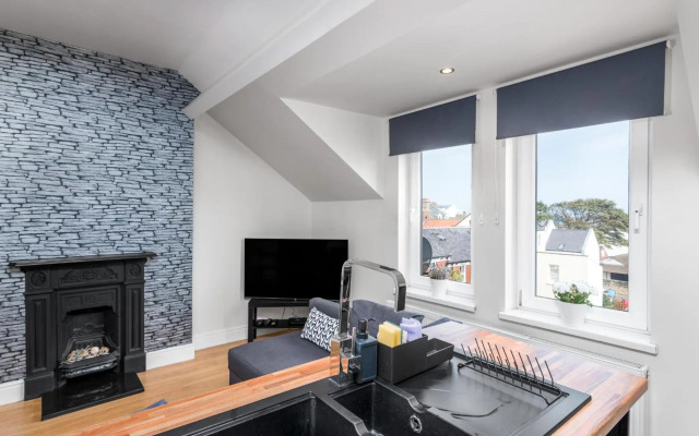 Whitby On The Hill,5mins To the Beach,Pets Welcome