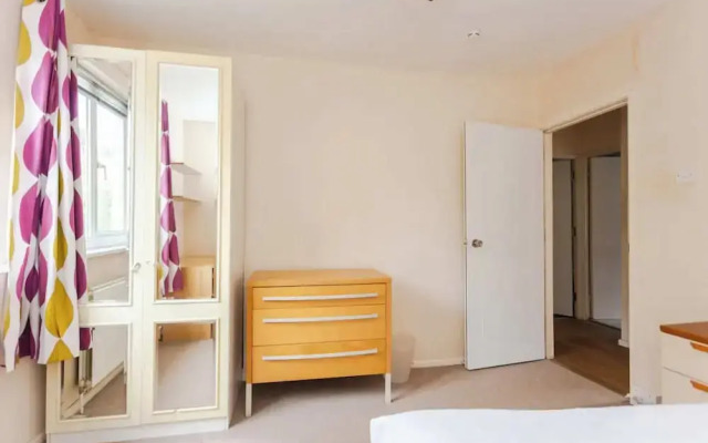 Homely 3 Bedroom House With a Garden