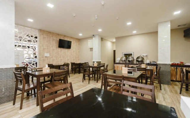 RedDoorz @ Hotel Novanda