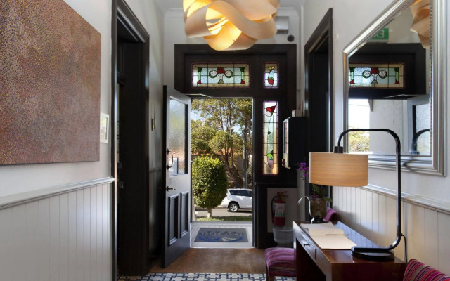 Cremorne Point Manor