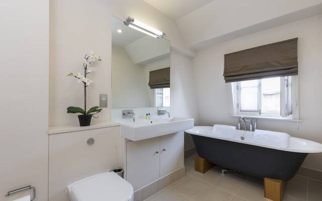 Mayfair - Oxford Circus