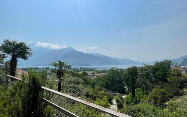 Apartment in a hamlet with lake view - Larihome A05