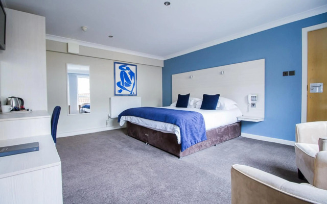 Dalmeny Resort Hotel