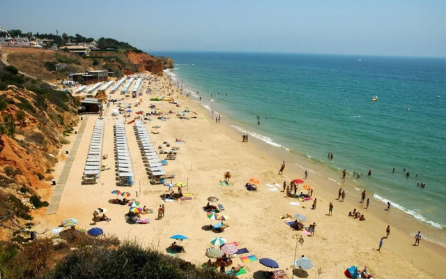 Beach House Apartment by Stay-ici, Algarve Holiday Rental