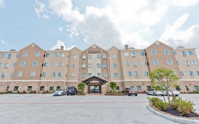 Staybridge Suites Houston - Humble Beltway 8 E by IHG