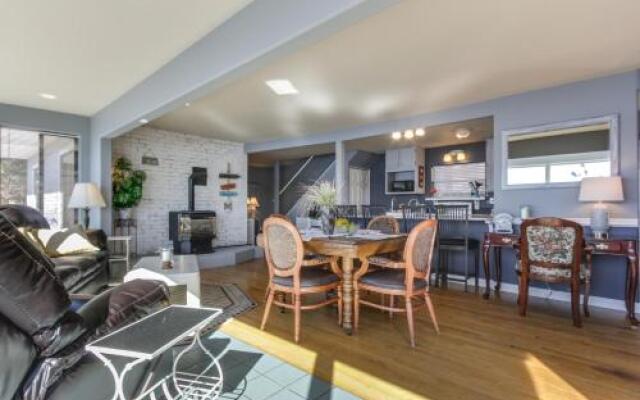 The Silver Beach House