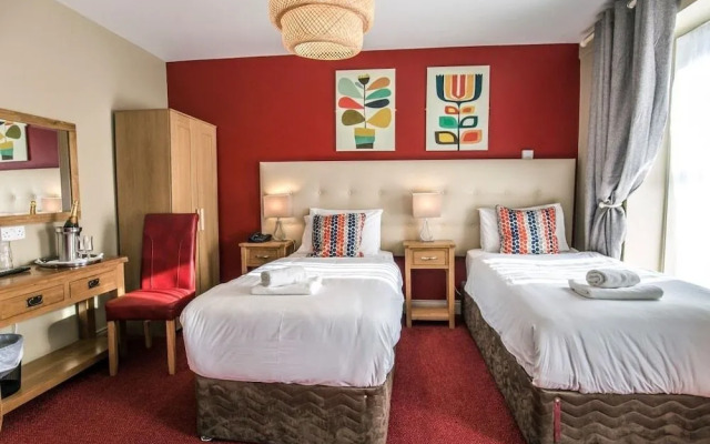 Mc Kevitts Village Hotel