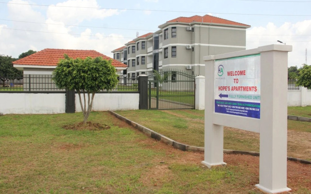 Hope's Apartments