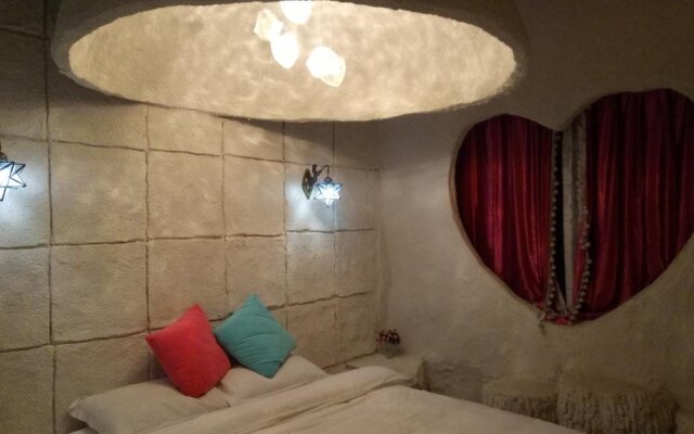 Lijiang Maya Theme Hotel