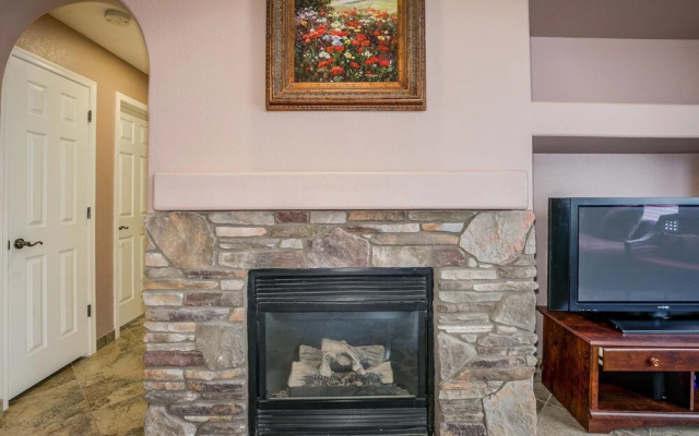 Camden - 3 Br Home