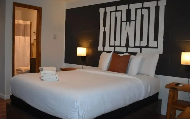 Elk Antler Inn
