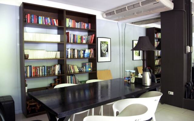 Nida Rooms the Metro Bangrak 210