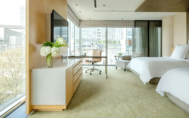 Four Seasons Hotel Tokyo at Marunouchi