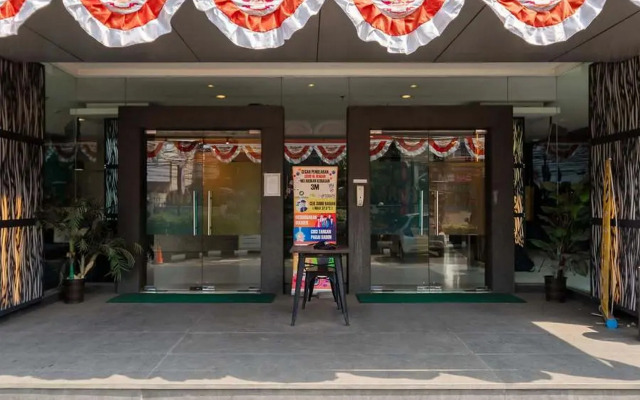 Sans Hotel Fiducia Pondok Gede