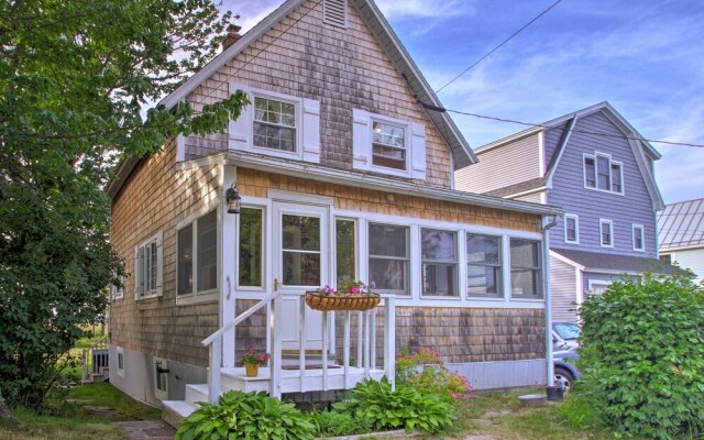 Charming Pine Point Cottage - 2 Blocks to Ocean!