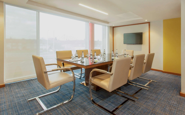 Hyatt Place West London Hayes