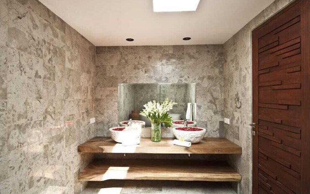 Villa Amira (Vilorium) #258999 - 5 Br Villa