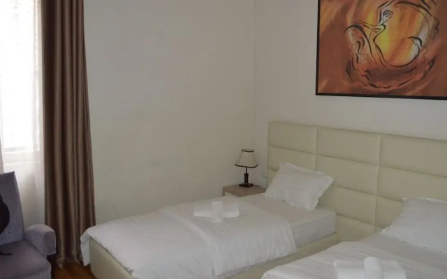 Living Hotel