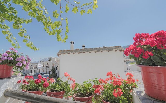 Apartamentos Rurales Las Chimeneas