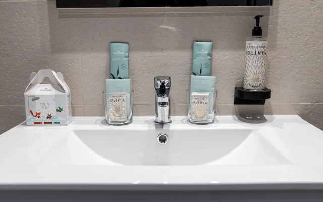 RAFKON Luxury Apartments - Myrina