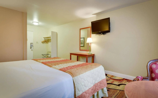 Long Beach Inn