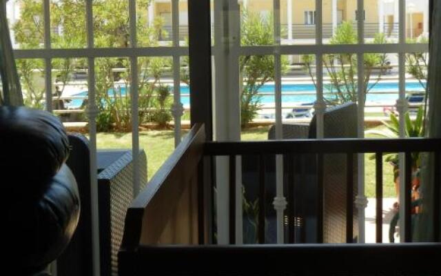 Sun & Pool Holiday Apartment