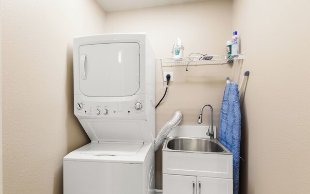 LUXURY Penthouse Style Condo 2