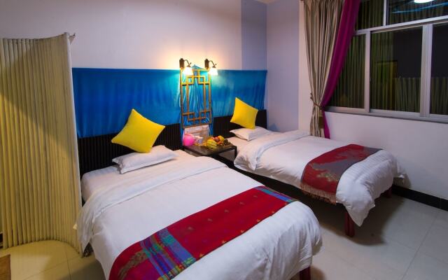 Yangshuo Durian Space Hotel