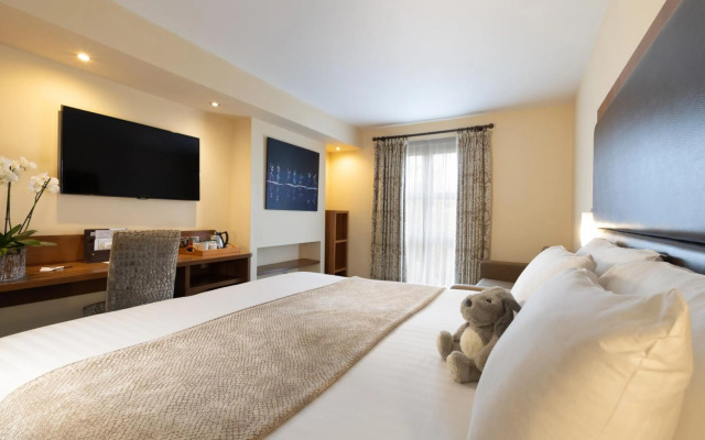 Big Blue Hotel