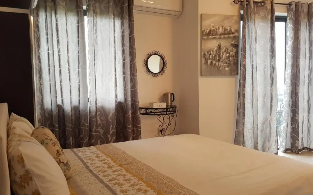 1 BDR seaview Sunny