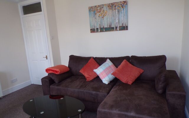 Thornbury Apartments