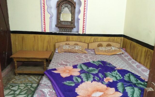 Goroomgo City Inn Shimla