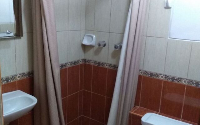 Hostal Vista al Lago
