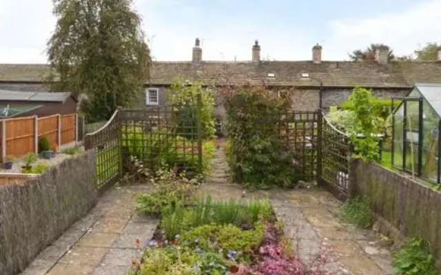 Betty's Cottage