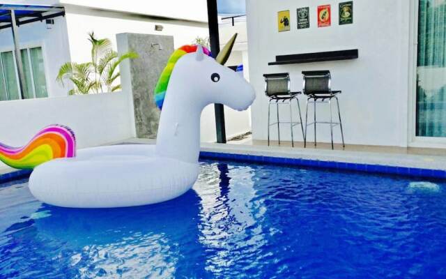 Casa D Pool Huahin 1