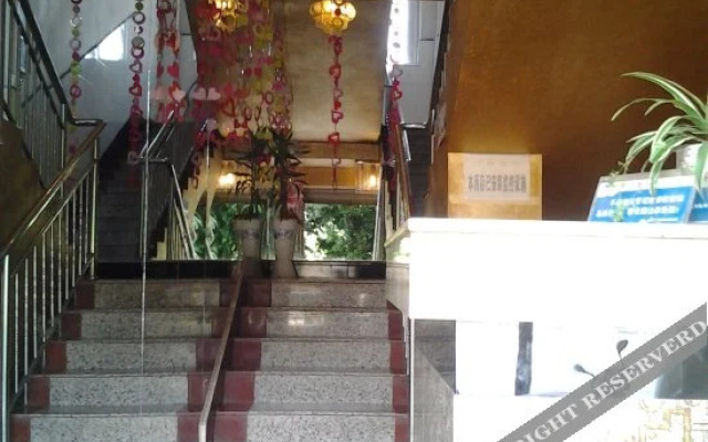 Chuxiong Athena Express Hotel