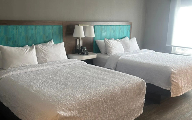 Hampton Inn by Hilton Kingston