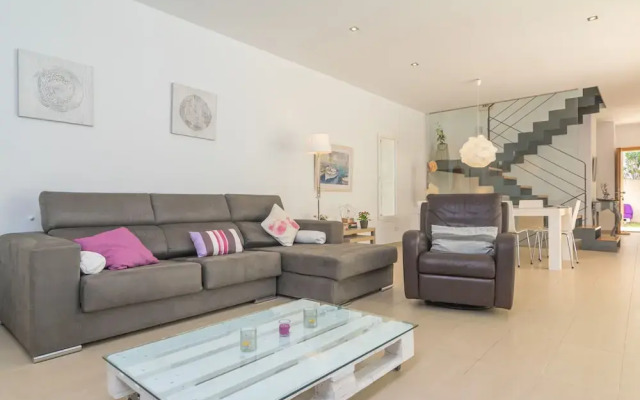 Carritx With 4 Bedrooms and 4 Bathrooms