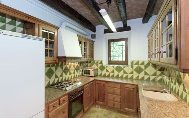 Scenic Mansion in Sant Andreu Salou near Forest