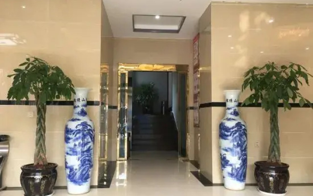 Yuanmou Hengtai Hotel