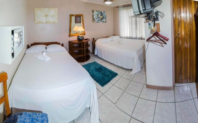 Lauras House B&B