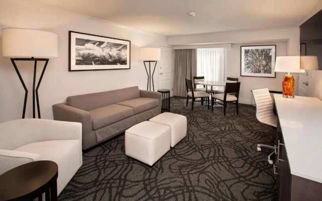 Sands Regency Casino Hotel — только для взрослых