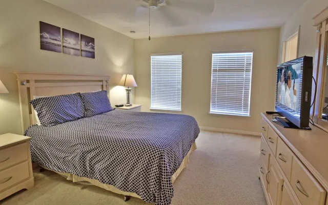 320EP Sandy Shores 3 Br villa by RedAwning